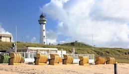 vuurtoren-strand-vakantie-egmond-aan-zee